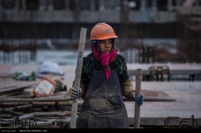 بر اساس گزارش شاخص جهانی شکاف جنسیتی در سال ۲۰۲۰ ایران در میان کشورهای منطقه خاورمیانه و شمال آفریقا، جزء ۱۰ کشور اول برابری جنسیتی قرار ندارد