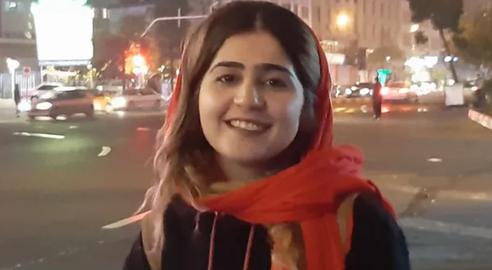 وخامت حال سپیده قلیان در زندان در پی ابتلا به کرونا