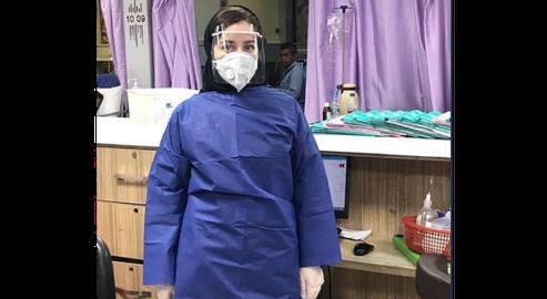 عکس‌های «نرجس خانعلی‌زاده»، پرستار بیمارستان «میلاد» لاهیجان بارها در شبکه‌های اجتماعی به اشتراک گذاشته شده است.