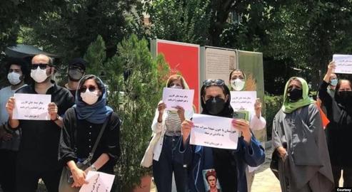 Iranian Filmmakers, Writers and Teachers' Groups Back Khuzestan Protesters
