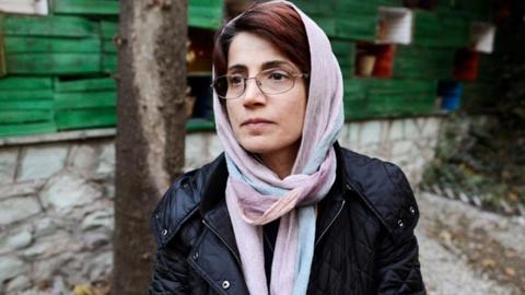انتقال نسرین ستوده به زندان قرچک؛ شکنجه مضاعف