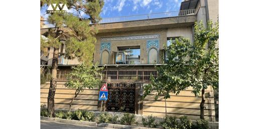 به اماکن اقلیتهای مذهبی اجازه نصب تابلوهای بزرگ داده نمی‌شود
