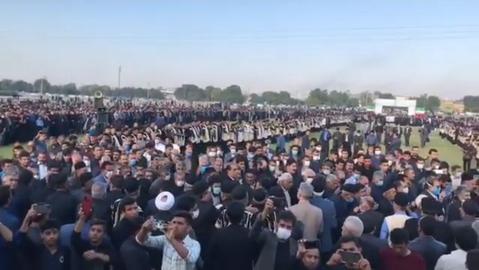 برگزاری مراسم یادبود سه هزار نفری در دزفول بدون رعایت پروتکل‌های بهداشتی