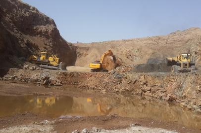 اعتراض حامیان محیط زیست به  فعالیت دو معدن در قزوین