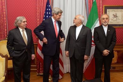 Former US Secretary of Energy Ernest Moniz, former US Secretary of State John Kerry, Iranian Foreign Minister Zarif and  Ali Akbar Salehi during talks in Lausanne