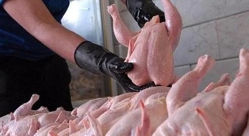 The price of a kilogram of chicken in the markets of Tehran has now reportedly reached as high as 35,000 tomans