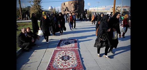 Nowruz Shopping on the Streets of Iran