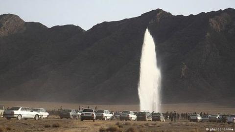 استاندار یزد دلیل قطع آب شهر یزد را تعرض به خط انتقال آب اعلام کرد