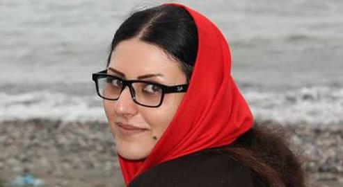 گلرخ ابراهیمی ایرایی، فعال مدنی به اتهام «توهین به مقدسات» از طریق نوشتن داستان منتشر نشده‌ای که در زمان تفتیش خانه آنها از سوی ماموران امنیتی کشف شد به پنج سال حبس محکوم  شد