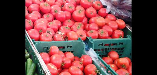 Rouhani Attacked For Surge in Tomato Prices