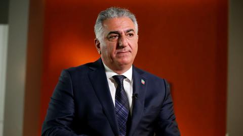 شاهزاده رضا پهلوی گفت: «انگیزه من رسیدن به قدرت سیاسی نیست، بلکه تلاش برای برقراری سیستمی است که قدرت در انحصار یک فرد یا گروه نباشد».