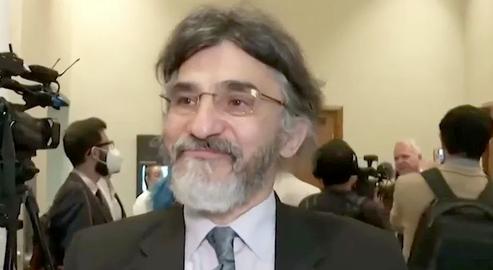 کشتار جمعی و سکوت جامعه؛ اهمیت دادگاه نوری در گفت‌وگو با رضا معینی