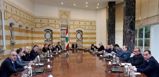 نشست «شورای عالی دفاع» لبنان روز پنجشنبه سوم دسامبردر کاخ ریاست‌جمهوری برای بحث پیرامون اوضاع امنیتی و روند «وضعیت بسیج عمومی» در این کشور برگزار شد.