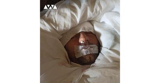 تصویری از ژیان علی‌پور، پس از تحویل گرفتن جسدش از سردخانه بیمارستان امام خمینی سردشت