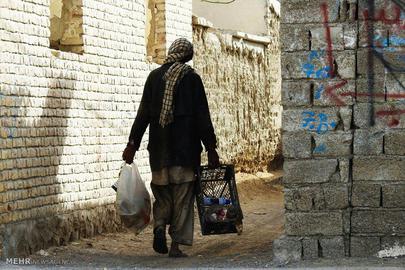 خط فقر روستایی کردستان در سال ۹۵، ۲۲۰ هزار تومان در ماه برای یک نفر و ۴۸۳ هزار تومان برای یک خانواده سه نفری تعیین شده است.