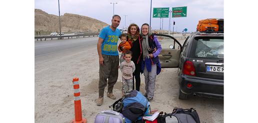 Hitchhiking with a friendly family on the way to Yazd