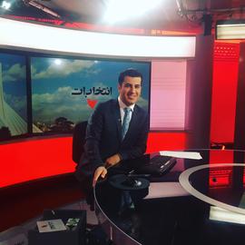 فرداد فرحزاد پس از یک دهه  فعالیت در بی بی سی فارسی و با هدف اه اندازی یک پروژه رسانه ای متفاوت از این شبکه استعفا داد