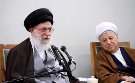 تعارف سیاسی؛ آیا خامنه‌ای مخالف رهبری مادام‌العمر خود بود؟