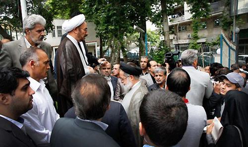 انتخابات - 32 روز + قطع برق = ریش و قیچی دست جنتی