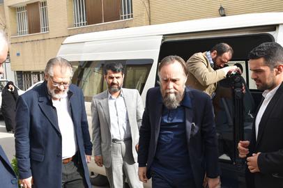 الکساندر دوگین؛ بذر خمینی، عشق احمدی نژاد، عقل پوتین