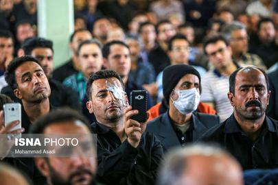 تصویر از ملاقات کارگران شرکت آذرآب با وزیر وقت کار