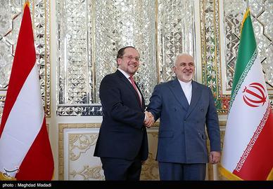 Austrian Foreign Minister Alexander Schallenberg met with Iranian Foreign Minister Zarif during the delegation's visit to Tehran