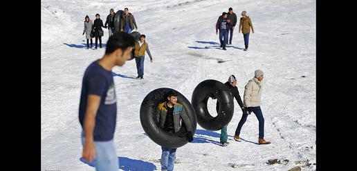 تفریحات زمستانی درارتفاعات همدان