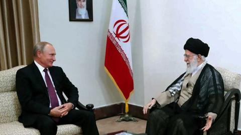 سرمستی حامیان خامنه‌ای از حمله به اوکراین؛ «کاش بودی و می‌دیدی»