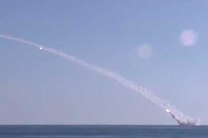 روسیه با شلیک موشک‌های کروز از دریای خزر به سوی اهدافی در سوریه، توافق غیرنظامی ماندن دریای خزر را هم نقض کرد