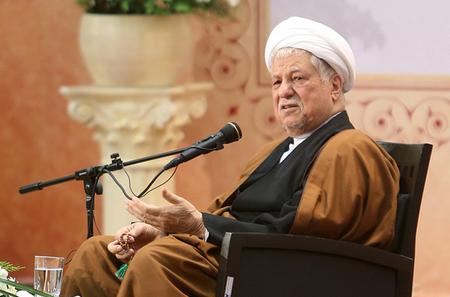 هاشمی رفسنجانی: نمی‌توان با هدف بی‌خبر ماندن مردم، به سانسور روی آورد