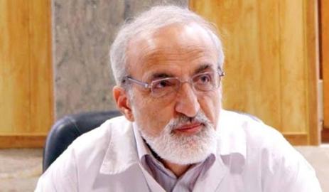 معاون مستعفی وزارت بهداشت به مخالفت با خواسته‌های خامنه‌ای متهم شد