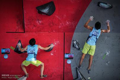 Tehran Hosts Asian Rock Climbing Competition