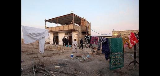 Police Raid Homes of Migrants in Isfahan