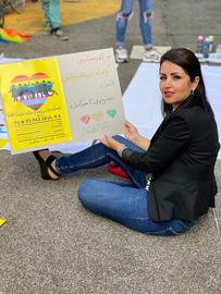 «نازیلا (ناسکه) افخمی»، فعال حقوق زنان و افشاگر اسامی یک گروه تجاوز به زنان در شهرستان سردشت از توابع آذربایجان غربی.