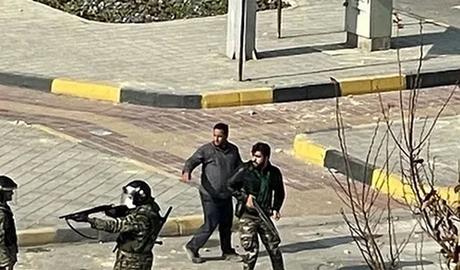انجمن اسلامی دانشگاه شریف به رییسی: حکومت پذیرفته باید خود را با گلوله حفظ کند
