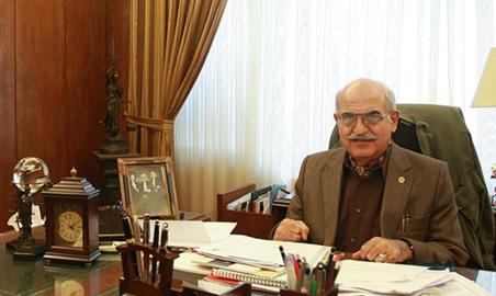 بهمن کشاورز، حقوقدان و وکیل سرشناس ایرانی روز سوم اردیبهشت ۹۸ در سن ۷۵ سالگی بر اثر ایست قلبی در بیمارستان مهرداد تهران درگذشت.