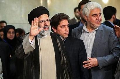 در برخی رسانه‌ها صحبت از معاون اولی فرهاد رهبر در کابینه رییسی است.