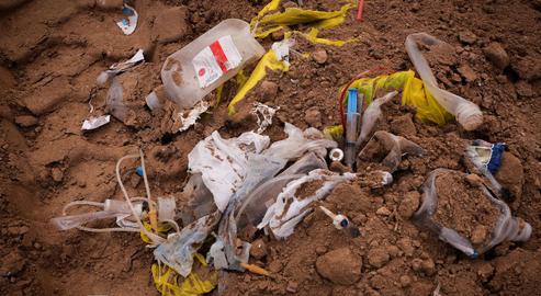 Mountains of Hospital Waste in Southern Tehran