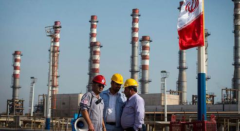 سقوط قیمت نفت در غیاب ایران؛ کار بحران اقتصادی به کجا خواهد کشید؟