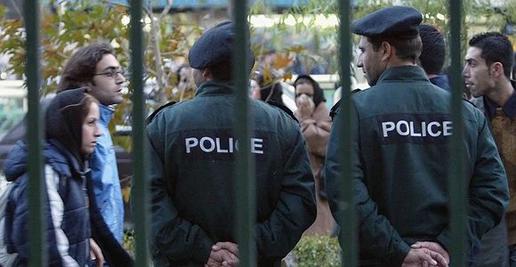 Iranian Police Study: Shame Officers Who Take Bribes on TV