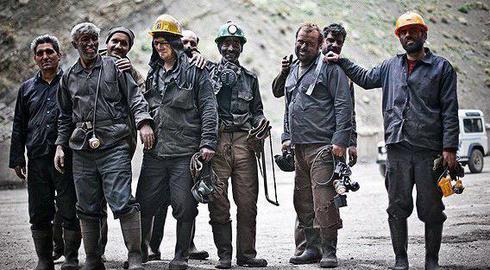 کارگران معدن آق دربند: ۹ ماه است حقوقمان پرداخت نشده
