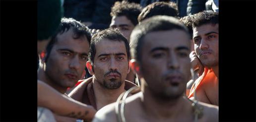 پناهجویان ایرانی لب‌هایشان را در مرز یونان دوختند