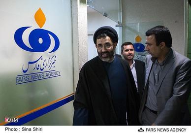 «خبرگزاری فارس» به عنوان یکی از بزرگ‌ترین رسانه‌های خبری فعال در ایران، سال ۱۳۸۱ تاسیس شده است و بودجه آن توسط «سازمان بسیج» تامین می‌شود.