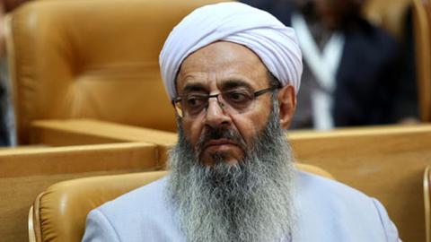 مولوی عبدالحمید: بسیاری از جوانانی که اعدام شدند را می‌شد با یک تعهد آزاد کرد