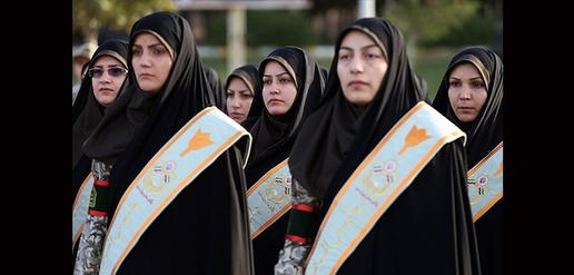 ‫حضور زنان در مانور اقتدار یگان های ویژه ناجا در ایران