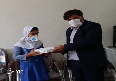 سهم ارث معلم اندیمشکی گره‌گشای مشکلات نیازمندان شد