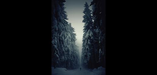 کوچکیِ انسان در مقابل شکوه طبیعت 