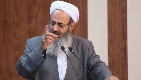 مولوی عبدالحمید: عاملان تیراندازی به سوخت‌بران باید مجازات شوند