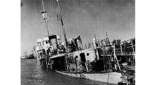 During the Anglo-Soviet invasion Britain also set fire to the naval headquarters in Khoramshahr and sank the ship Tiger