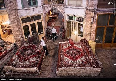 شهر تبریز طی قرن‌های متمادی یکی از کانون‌های مهم جمعیتی و از مراکز تاثیرگذار صنعت و بازرگانی در ایران بوده است.